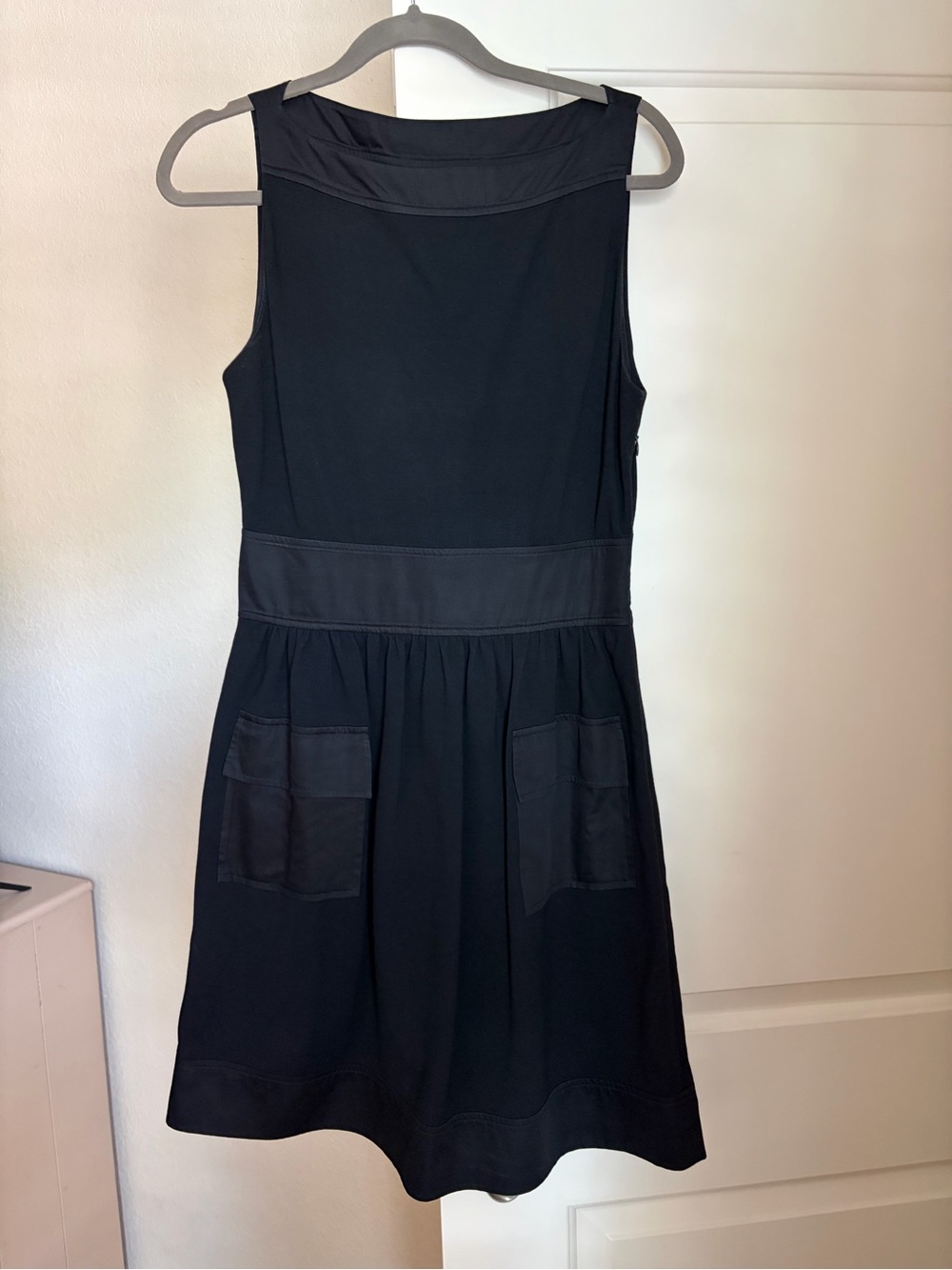 Vintage Diane Von Furstenberg Sleeveless Black Pocket Dress